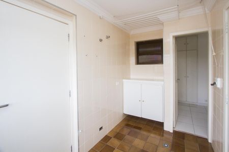 Apartamento à venda com 270m², 3 quartos e 4 vagas