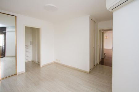 Apartamento à venda com 270m², 3 quartos e 4 vagas