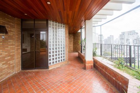 Apartamento à venda com 270m², 3 quartos e 4 vagas