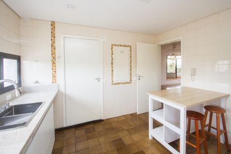 Apartamento à venda com 270m², 3 quartos e 4 vagas