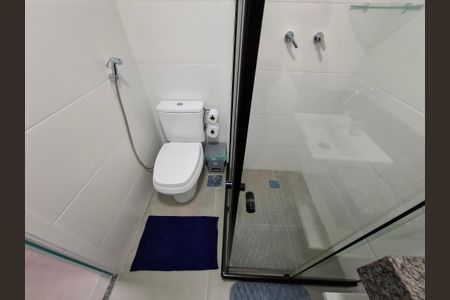 Banheiro  de apartamento para alugar com 1 quarto, 30m² em Centro, Rio de Janeiro
