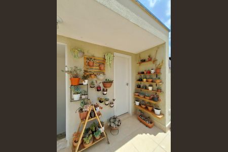 Casa de condomínio à venda com 116m², 3 quartos e 1 vagaQuintal