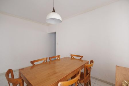 Casa para alugar com 131m², 3 quartos e 2 vagas Casa para alugar com 131m², 3 quartos e 2 vagasSala de Jantar