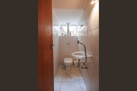 Casa para alugar com 131m², 3 quartos e 2 vagas Casa para alugar com 131m², 3 quartos e 2 vagasLavabo