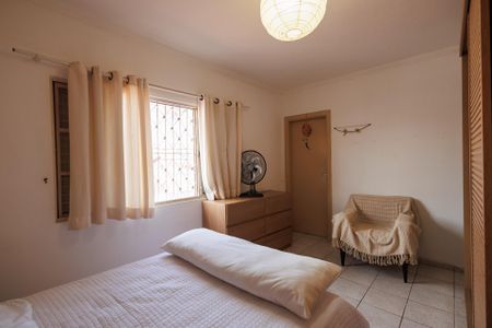 Casa para alugar com 131m², 3 quartos e 2 vagas Casa para alugar com 131m², 3 quartos e 2 vagasSuíte