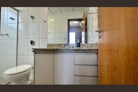 Apartamento à venda com 70m², 2 quartos e 2 vagasBanheiro 