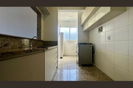 Apartamento à venda com 70m², 2 quartos e 2 vagasCozinha 