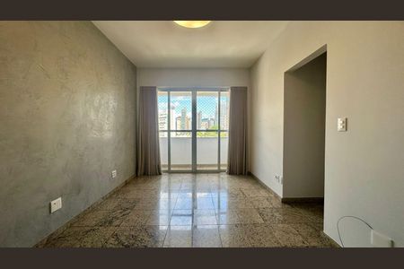 Apartamento à venda com 70m², 2 quartos e 2 vagasSala 