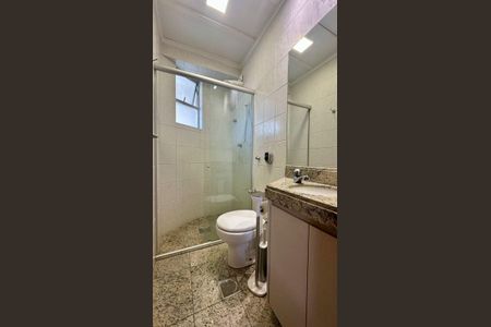 Apartamento à venda com 70m², 2 quartos e 2 vagasBanheiro 