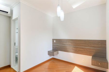 Apartamento à venda com 95m², 2 quartos e 2 vagasSuíte