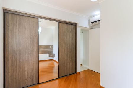 Apartamento à venda com 95m², 2 quartos e 2 vagasSuíte