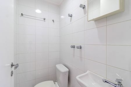 Apartamento à venda com 95m², 2 quartos e 2 vagasBanheiro de Serviço