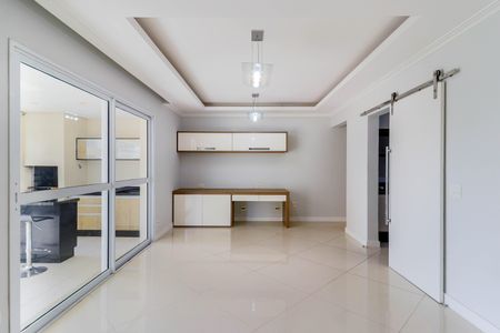 Apartamento à venda com 95m², 2 quartos e 2 vagasSala
