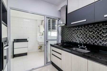 Apartamento à venda com 95m², 2 quartos e 2 vagasCozinha