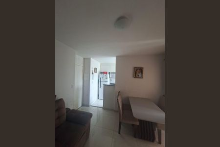 Apartamento à venda com 2 quartos, 45m² em Vila Carmosina, São Paulo