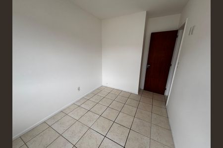 Casa de condomínio à venda com 83m², 3 quartos e 2 vagasQuarto 2