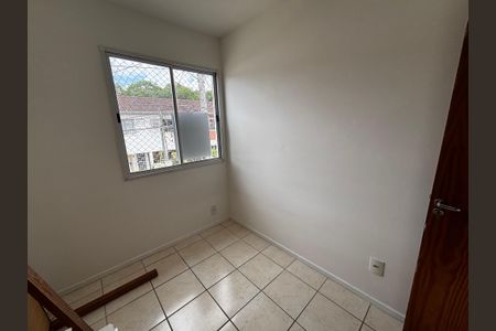 Casa de condomínio à venda com 83m², 3 quartos e 2 vagasQuarto 3