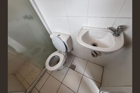 Casa de condomínio à venda com 83m², 3 quartos e 2 vagasBanheiro da Suíte