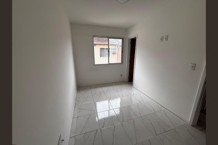 Casa de condomínio à venda com 83m², 3 quartos e 2 vagasSuíte