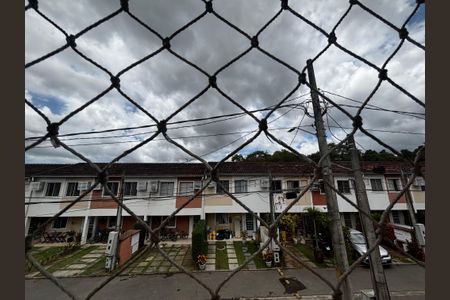 Casa de condomínio à venda com 83m², 3 quartos e 2 vagasQuarto 3