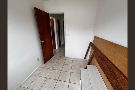 Casa de condomínio à venda com 83m², 3 quartos e 2 vagasQuarto 3