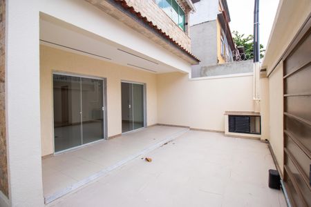 Casa à venda com 200m², 4 quartos e 1 vaga