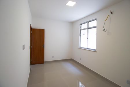 Casa à venda com 200m², 4 quartos e 1 vaga