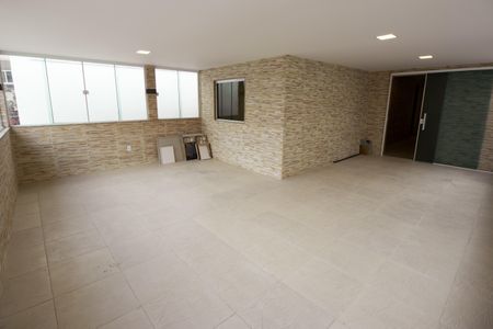 Casa à venda com 200m², 4 quartos e 1 vaga