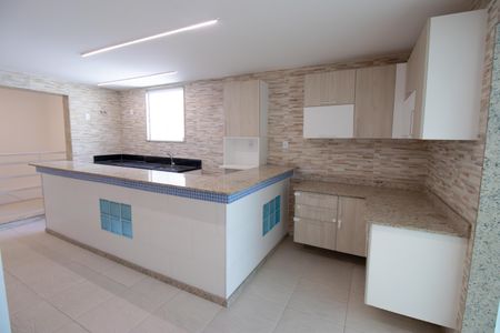 Casa à venda com 200m², 4 quartos e 1 vaga