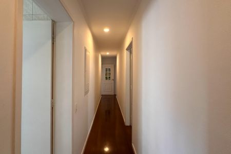 Apartamento à venda com 240m², 4 quartos e 3 vagas Apartamento à venda com 240m², 4 quartos e 3 vagasAcesso Quartos