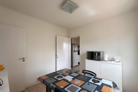 Apartamento à venda com 240m², 4 quartos e 3 vagas Apartamento à venda com 240m², 4 quartos e 3 vagasCopa