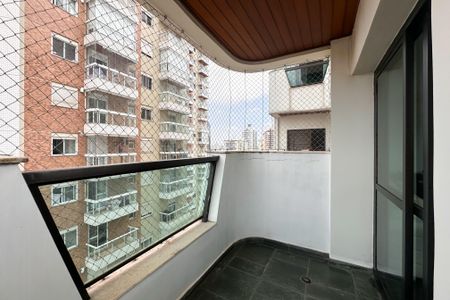 Apartamento à venda com 240m², 4 quartos e 3 vagas Apartamento à venda com 240m², 4 quartos e 3 vagasSacada 1