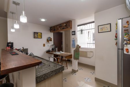 Apartamento à venda com 102m², 3 quartos e 2 vagasCozinha