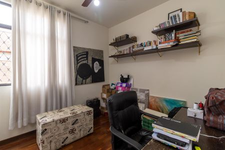 Apartamento à venda com 102m², 3 quartos e 2 vagasQuarto 3
