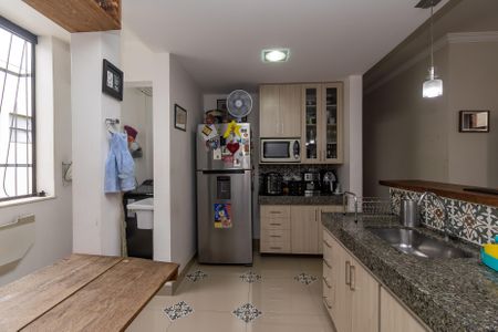 Apartamento à venda com 102m², 3 quartos e 2 vagasCozinha