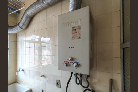 Apartamento à venda com 77m², 2 quartos e 1 vagaÁrea de Serviço