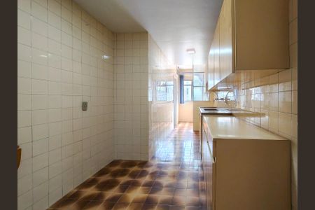 Apartamento à venda com 77m², 2 quartos e 1 vagaCozinha