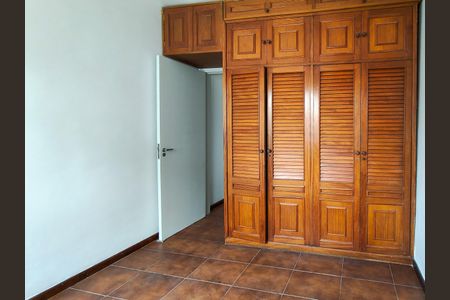 Apartamento à venda com 77m², 2 quartos e 1 vagaQuarto