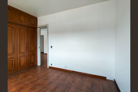 Apartamento à venda com 77m², 2 quartos e 1 vagaSuíte