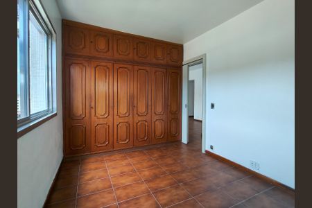 Apartamento à venda com 77m², 2 quartos e 1 vagaSuíte