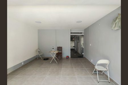 Apartamento à venda com 77m², 2 quartos e 1 vagaÁrea comum - Academia