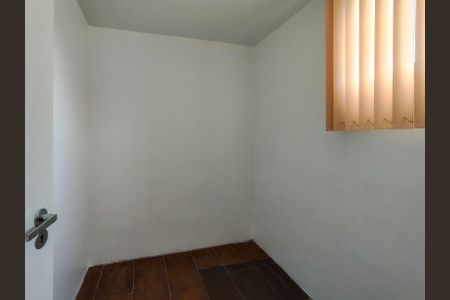 Apartamento à venda com 77m², 2 quartos e 1 vagaQuarto de Serviço