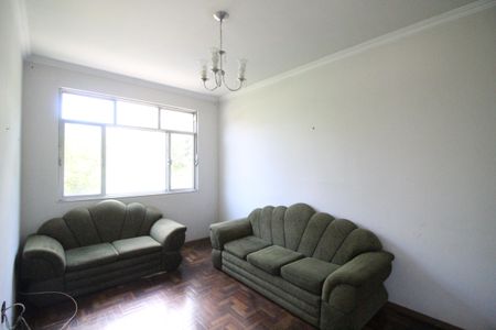 Apartamento para alugar com 75m², 2 quartos e 1 vagaSala