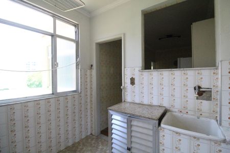 Apartamento para alugar com 75m², 2 quartos e 1 vagaÁrea de serviço