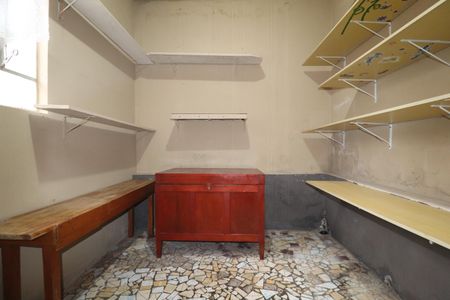 Casa à venda com 103m², 2 quartos e 1 vagaQuarto de serviço