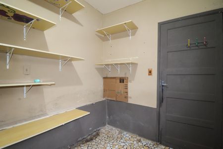 Casa à venda com 103m², 2 quartos e 1 vagaQuarto de serviço