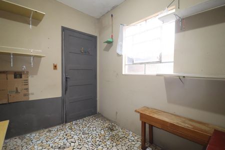 Casa à venda com 103m², 2 quartos e 1 vagaQuarto de serviço