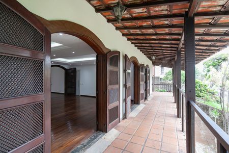 Casa para alugar com 487m², 5 quartos e 6 vagasVaranda 