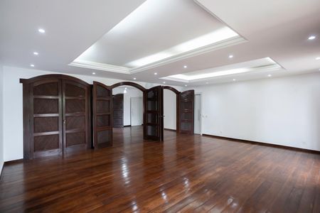 Casa para alugar com 487m², 5 quartos e 6 vagasSala 1