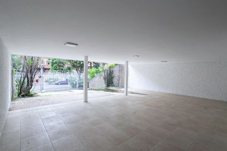 Casa para alugar com 487m², 5 quartos e 6 vagasGaragem